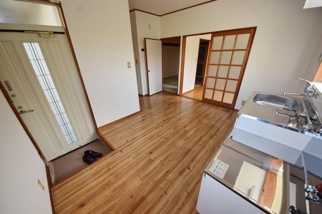 居室・リビング　★広さ十分のリビングルーム★