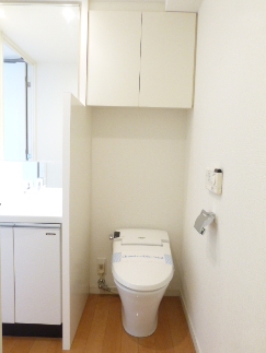 トイレ　※こちらのお写真は他部屋になり参考写真です※