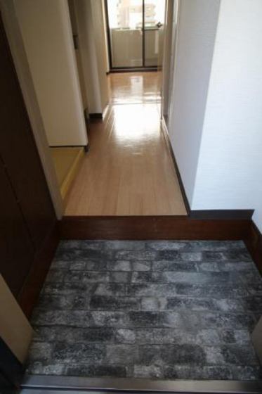 玄関　※他号室の写真です
