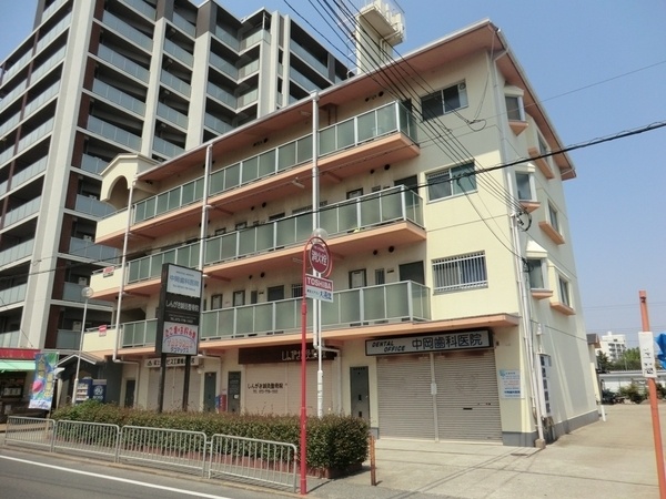 建物外観　敷地内に駐輪場あります！