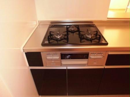 キッチン　ガスコンロ付きシステムキッチン