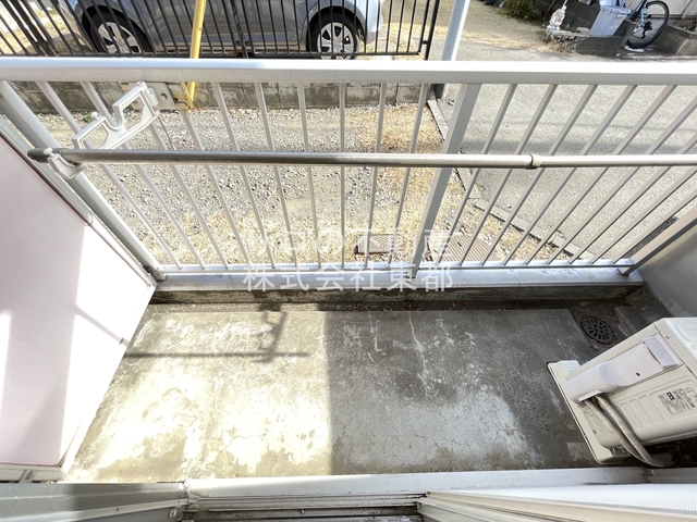 バルコニー　バルコニー付！お天気のいい日は洗濯物も気持ちよく干せますね！