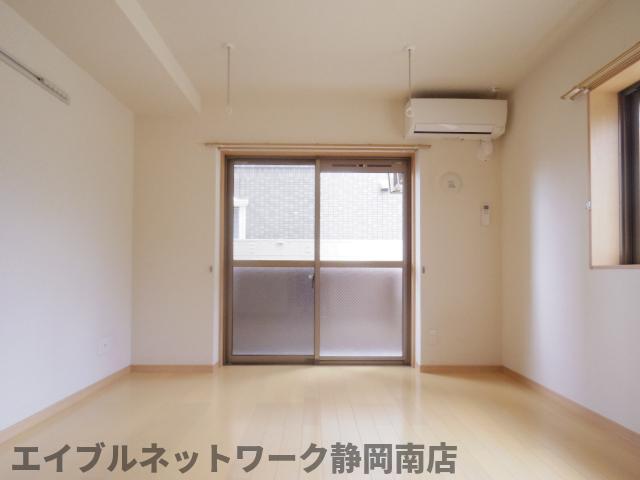 居室・リビング　おしゃれなリビングです