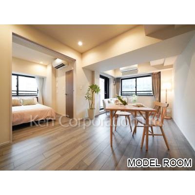 居室・リビング　同タイプ13階のお部屋を撮影。仕様が異なることがあります。