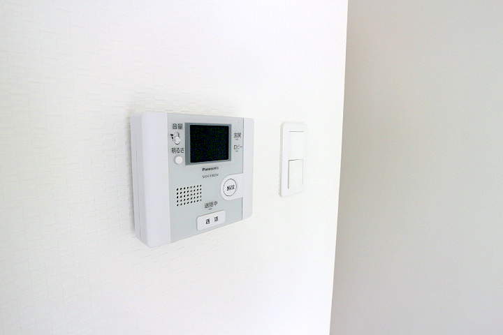 セキュリティ　モニター付インターホンです♪