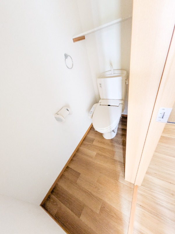 トイレ　図面と現状に相違がある場合には現状を優先