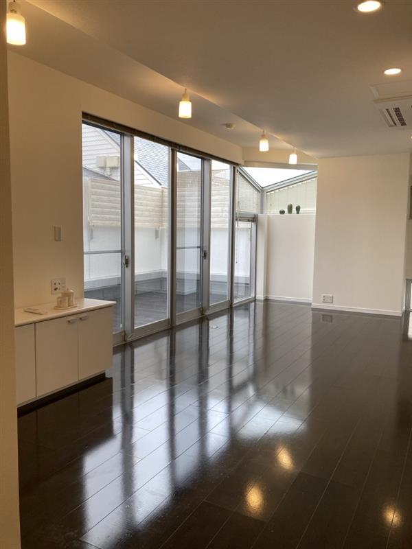 居室・リビング　居間です