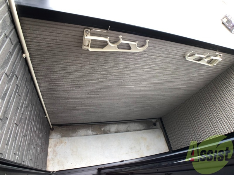 バルコニー　バルコニーがあるので洗濯物は外に干せそうですね～