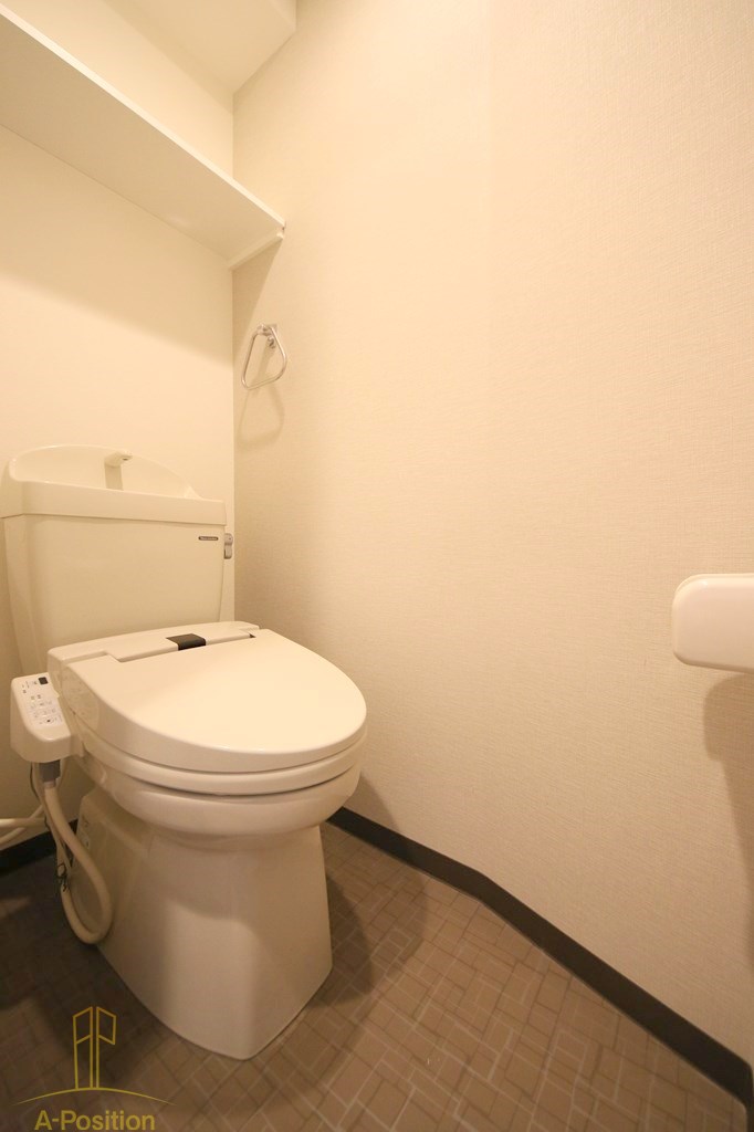 トイレ　ルリーフ真法院