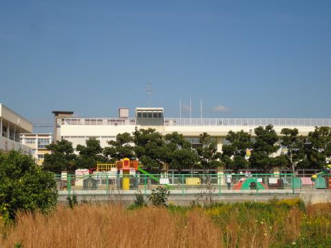 ホームセンター　エイデン浜松半田店（ホームセンター）まで587m