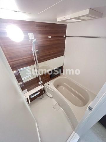 バス・シャワールーム　ゆったり過ごせるお風呂です