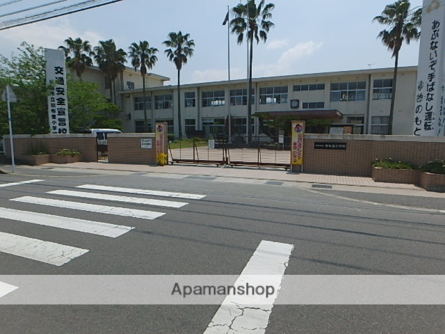 小学校　加布里小学校（小学校）まで503m