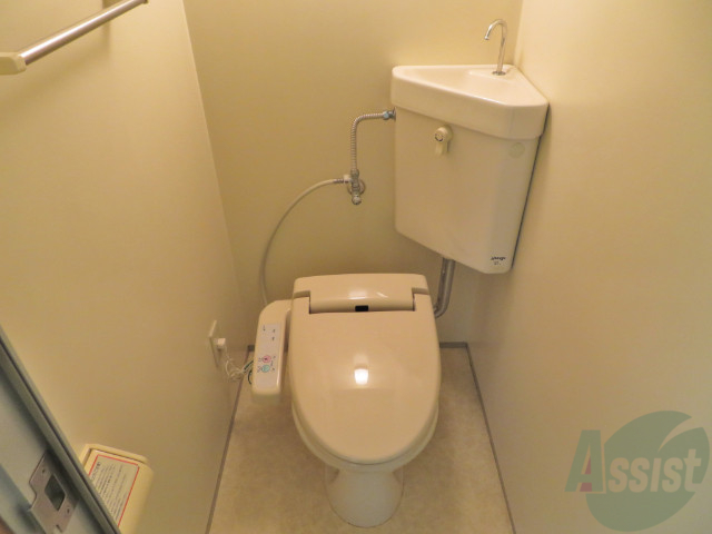 トイレ　トイレにはウォッシュレットが付いております