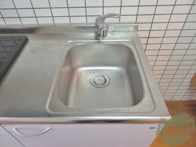 洗面設備　洗面台はございません。台所をご利用ください