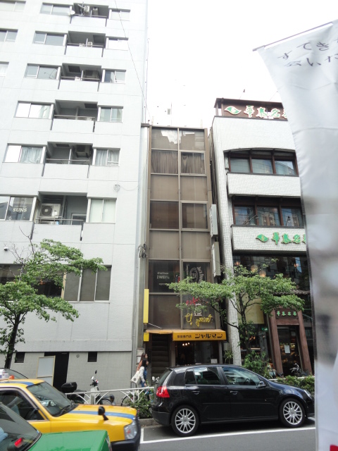 飲食店　カリー屋さん（飲食店）まで566m