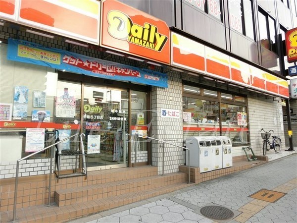 コンビニ　デイリーヤマザキ谷町6丁目店（コンビニ）まで251m