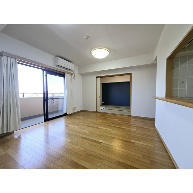 居室・リビング　リビング