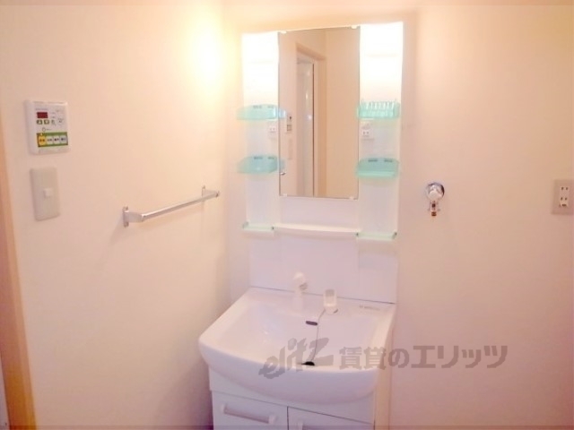 洗面設備　独立洗面台