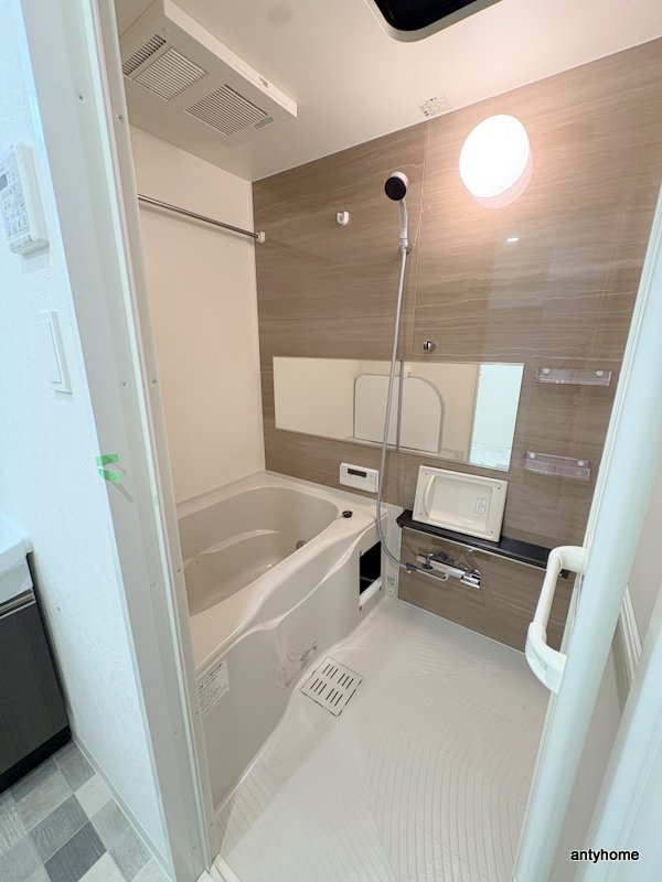 バス・シャワールーム