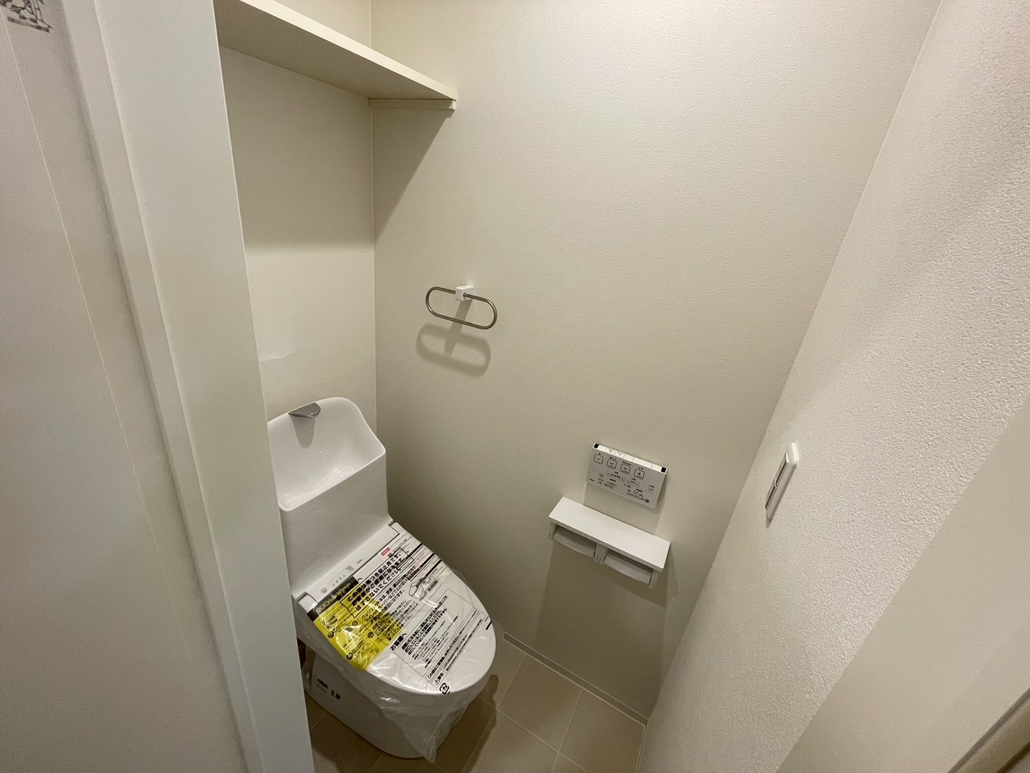 トイレ　※写真は同施工会社の別物件のものとなります。ご参考ください。