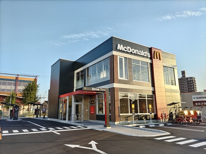 飲食店　マクドナルド（飲食店）まで1000m