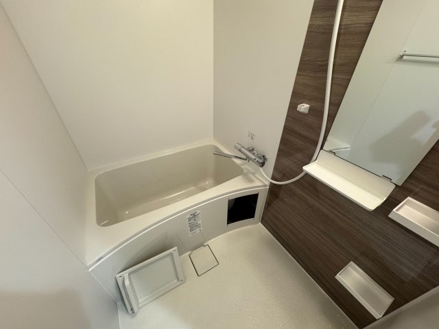 バス・シャワールーム　詳細は、RISUMO江坂本店までお問合せください♪