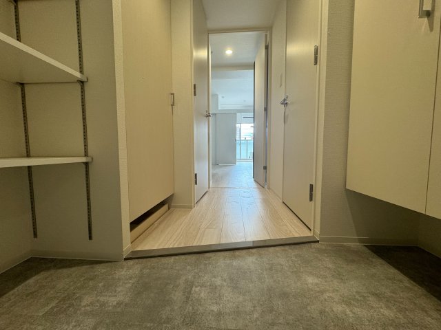 玄関　詳細は、RISUMO江坂本店までお問合せください♪