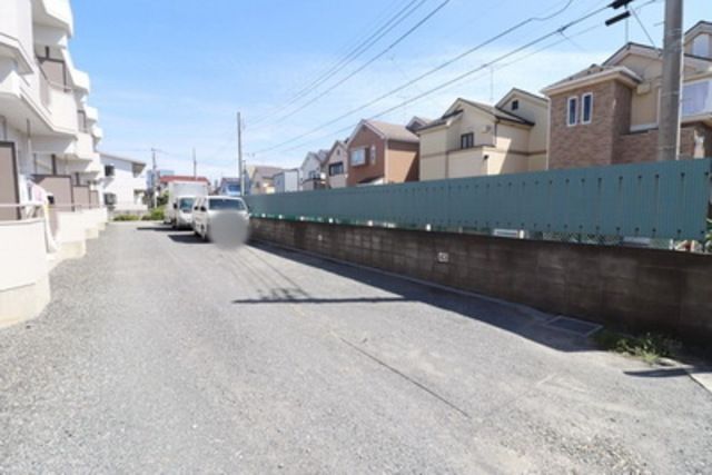 駐車場　敷地内駐車場