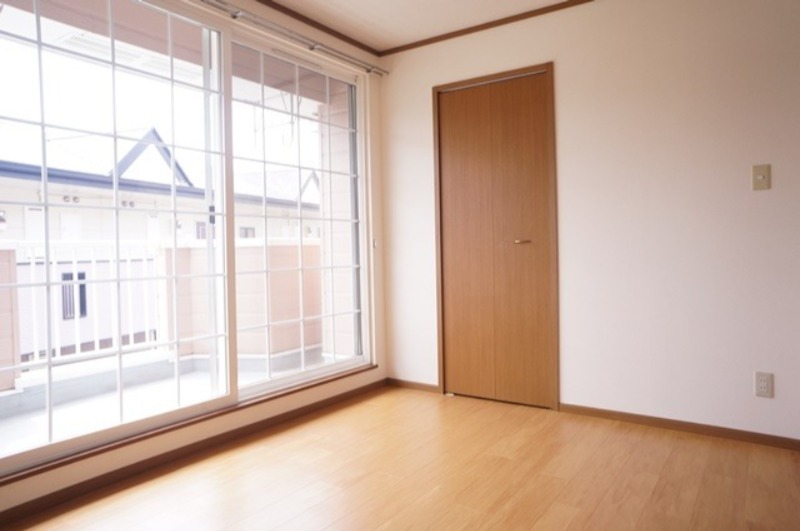 居室・リビング　図面と現状に相違がある場合には現状を優先