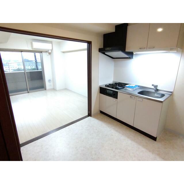 居室・リビング　使いやすい形の為、レイアウトを楽しめます♪