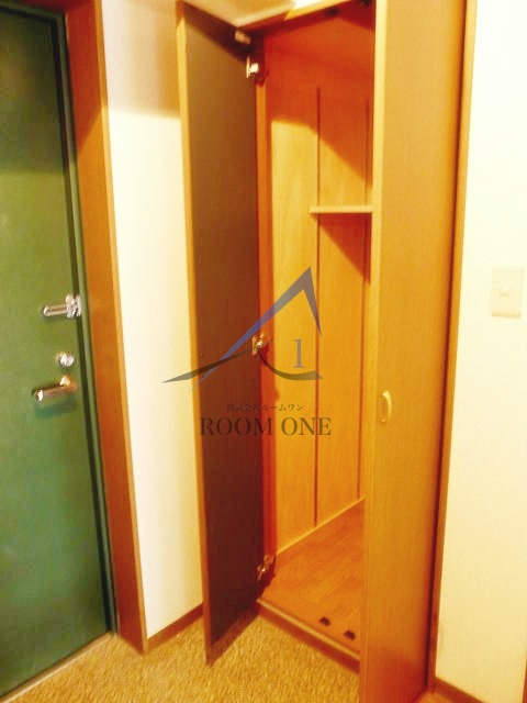 玄関　玄関です。