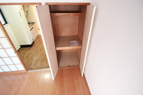 収納　※別号室の写真です