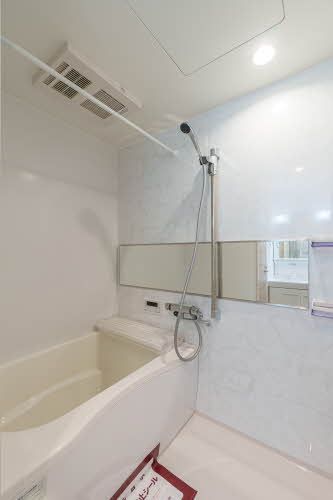 バス・シャワールーム　バス