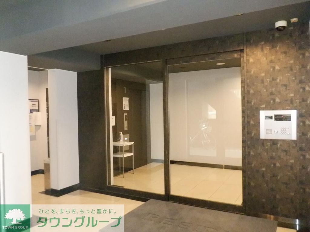 エントランス　エントランス