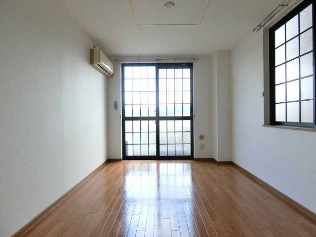 居室・リビング　イメージII101号室写真