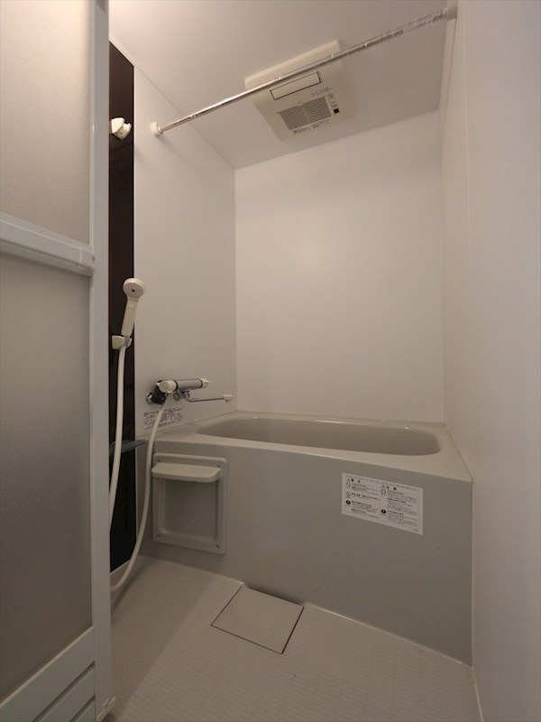 バス・シャワールーム　バスルーム　浴室暖房乾燥機付き