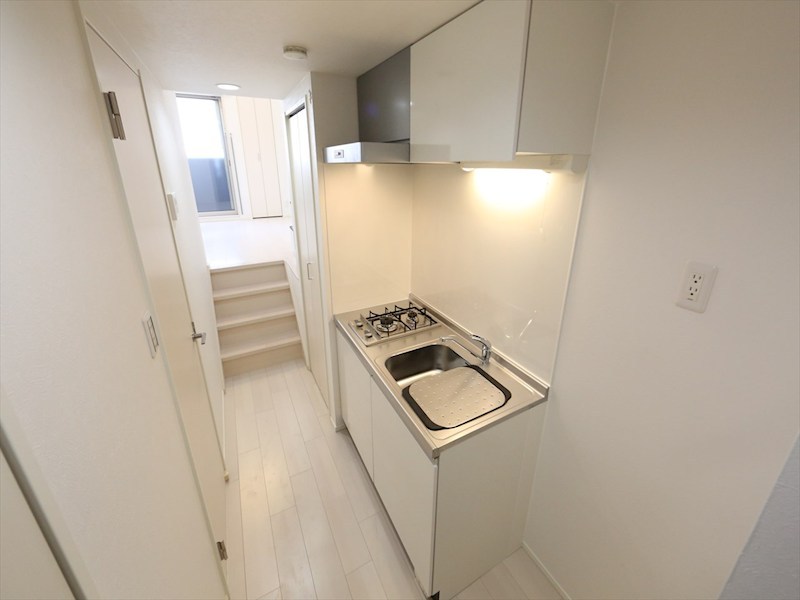 キッチン　システムキッチン（ガス2口コンロ付）