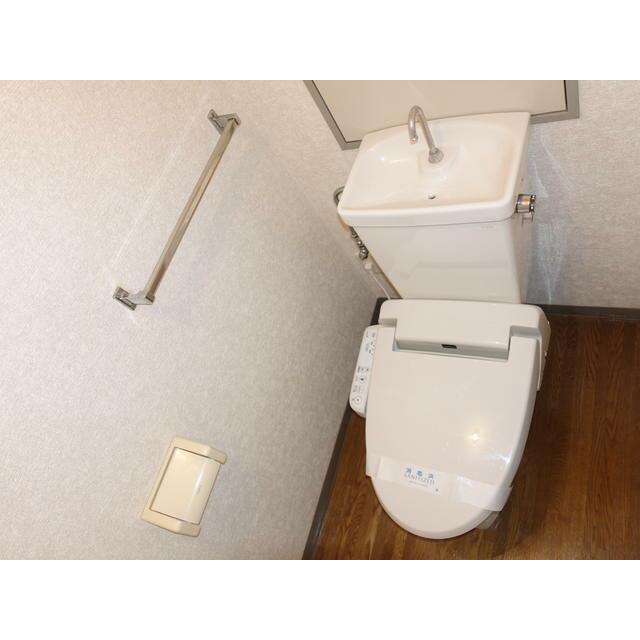 オネスティ大久保弐番館のトイレ写真