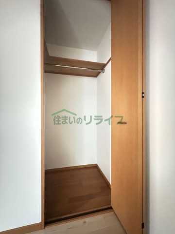 収納　別部屋参考写真となります。