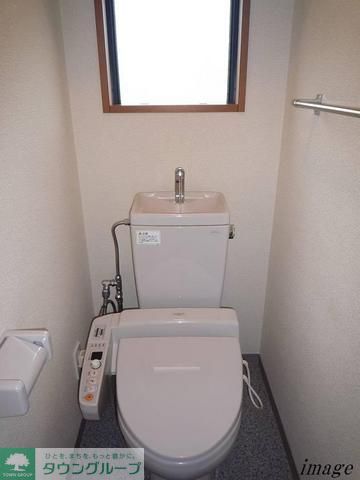 トイレ　落ち着いたトイレです
