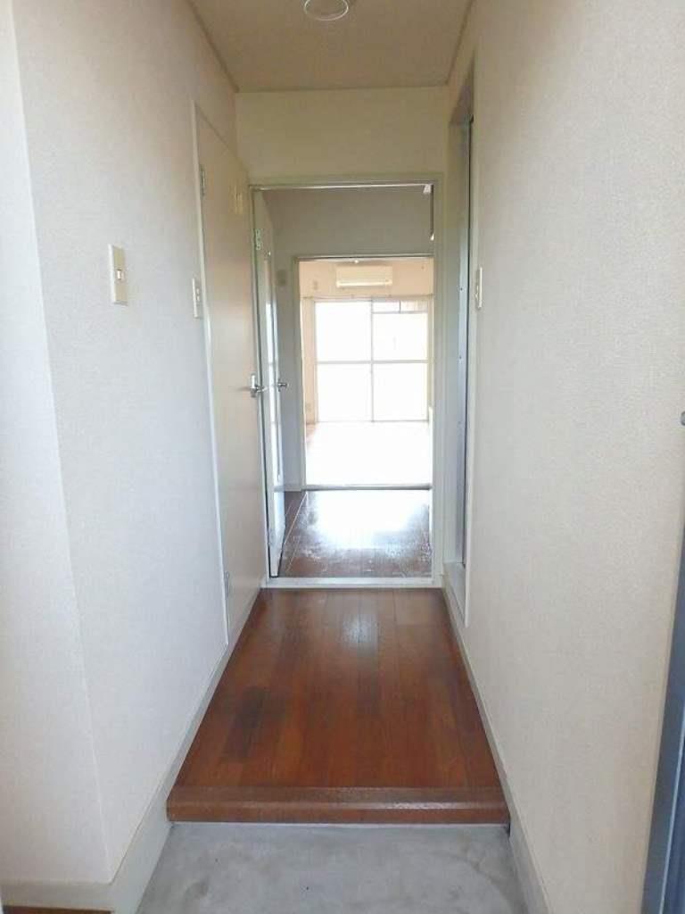 玄関　※他室参照