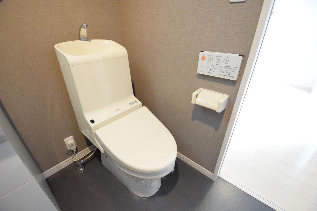 トイレ　シャワー付トイレ