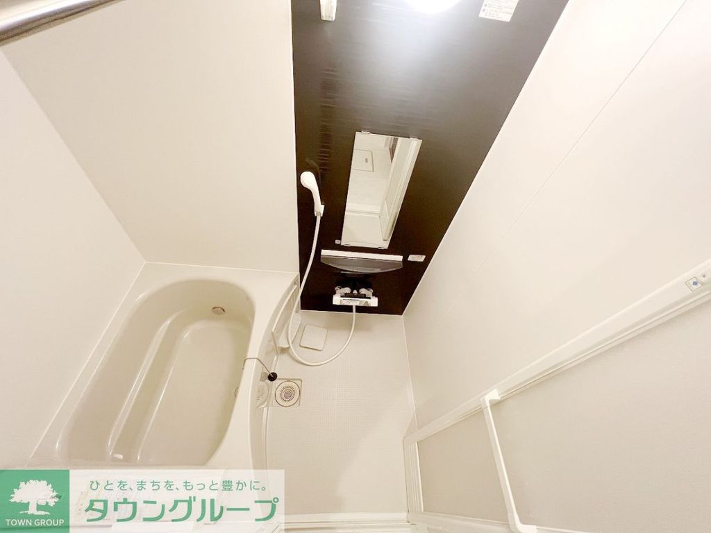 バス・シャワールーム　洗面