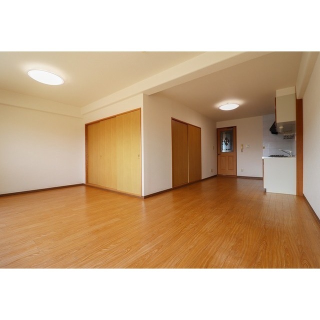 居室・リビング　※同タイプ