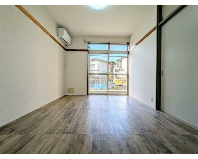 バルコニー　広々とした専用テラス♪