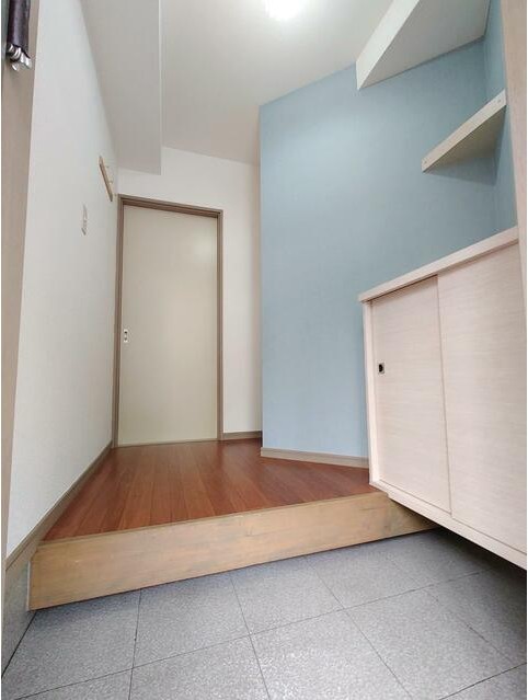 玄関　ゆったりとした玄関スペースです♪