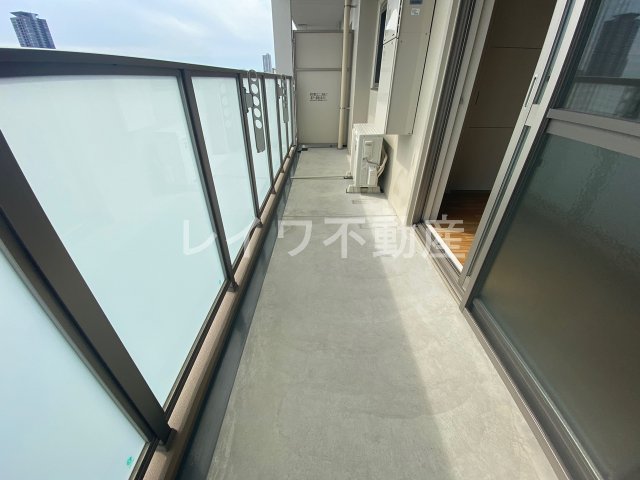 バルコニー　バルコニーがあります