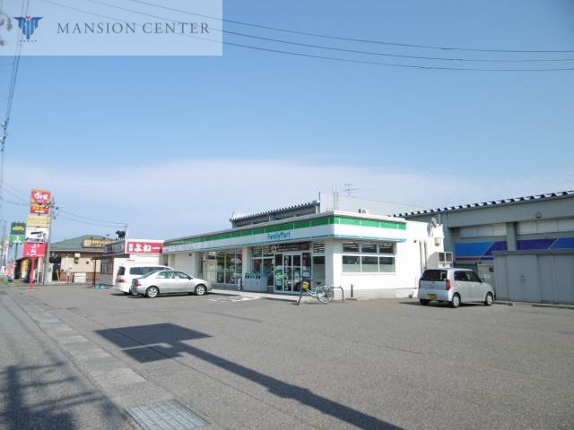 コンビニ　ファミリーマート新潟河渡店（コンビニ）まで365m