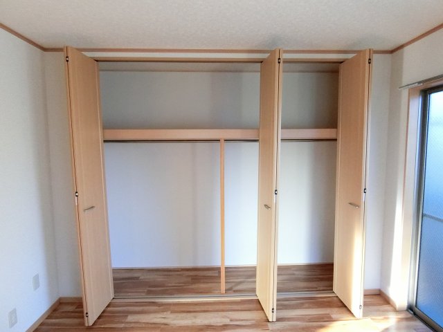 収納　ドエル小竹向原II　板橋区小茂根