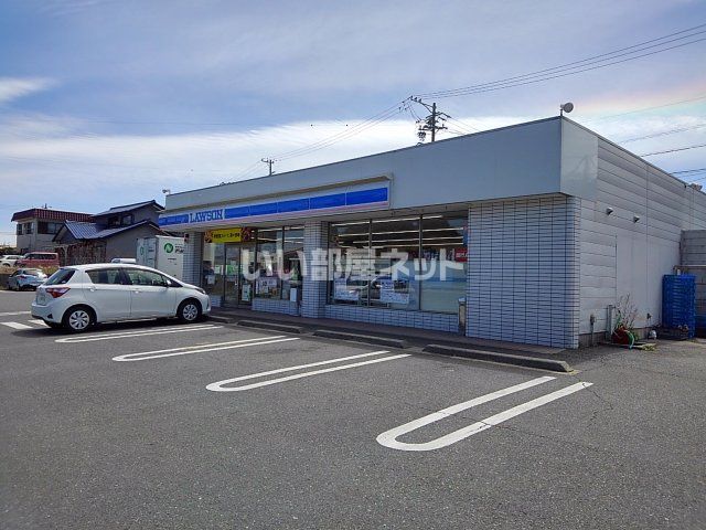 コンビニ　ローソン 豊橋二川店（コンビニ）まで738m